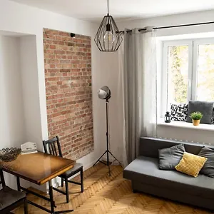 https://poznanska-apartament-studio.warsawhotelspoland.com